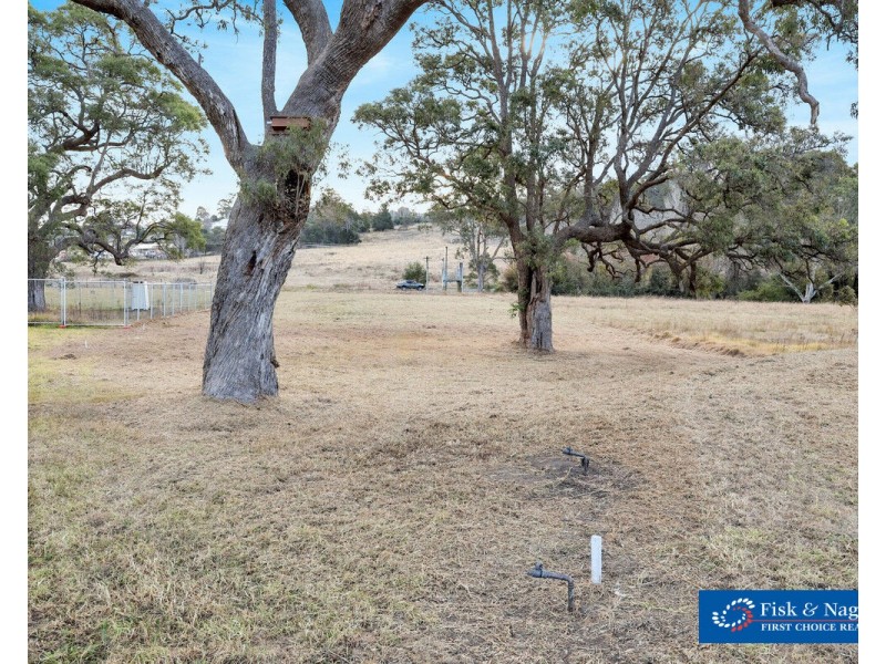 3 Sea Lace Place, Bega NSW 2550
