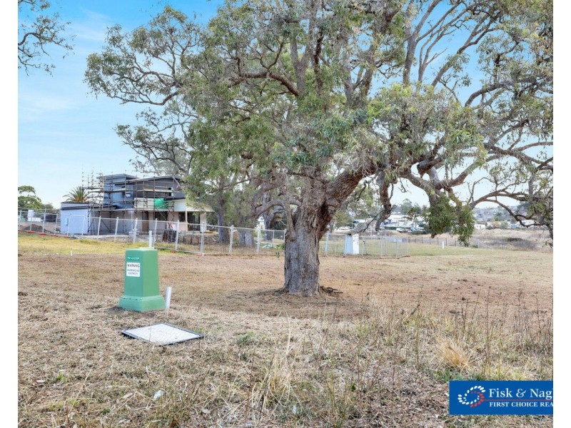 3 Sea Lace Place, Bega NSW 2550