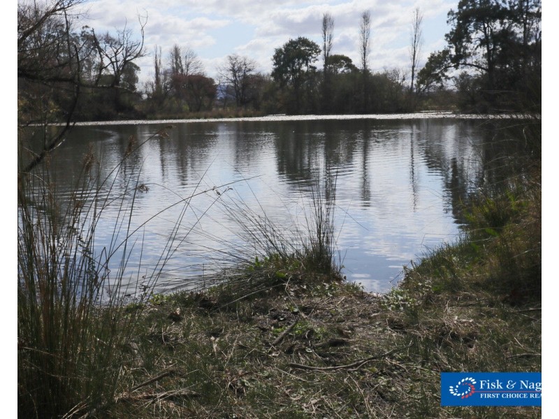 3 Sea Lace Place, Bega NSW 2550