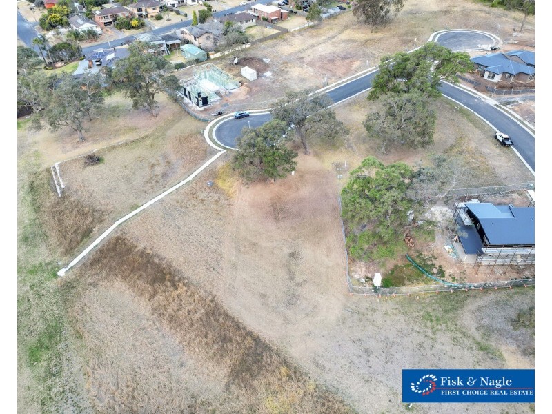 3 Sea Lace Place, Bega NSW 2550