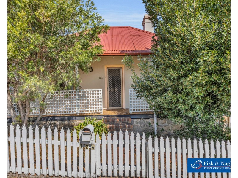 124 Upper Street, Bega NSW 2550