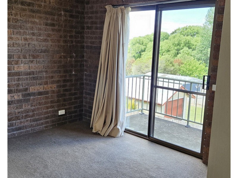 2/20 Gordon Street, Bega NSW 2550