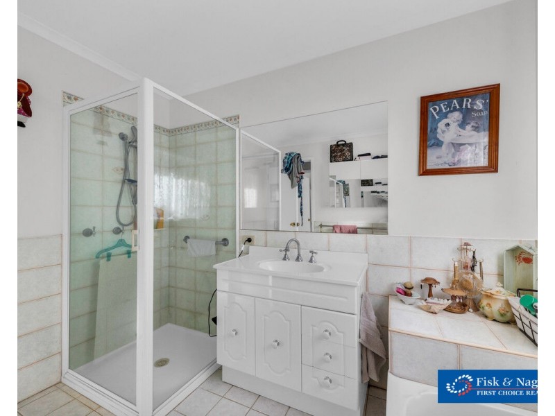 71 Max Slater Drive, Bega NSW 2550