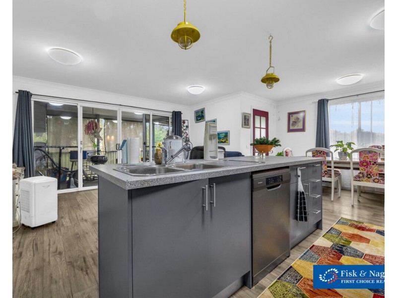 6 Hood Street, Candelo NSW 2550