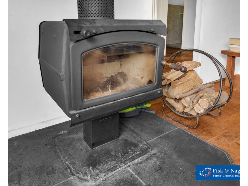 2 Miners Close, Bega NSW 2550