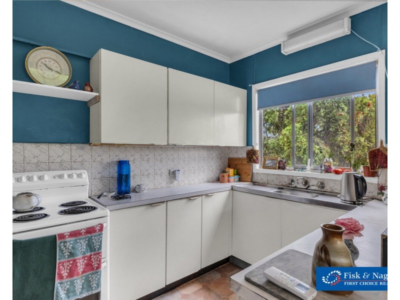2 Miners Close, Bega NSW 2550