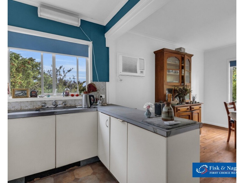 2 Miners Close, Bega NSW 2550