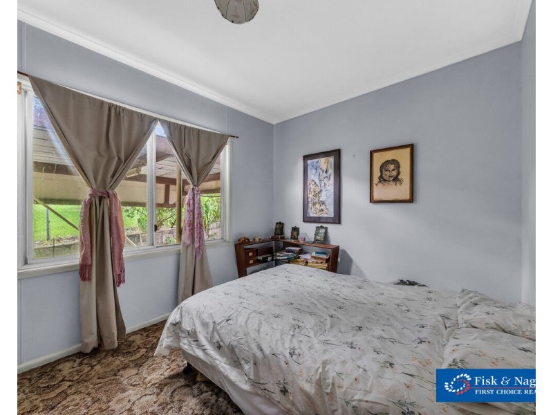 2 Miners Close, Bega NSW 2550