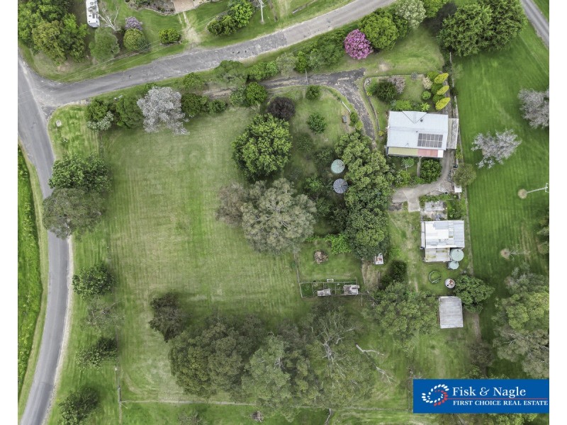 2 Miners Close, Bega NSW 2550