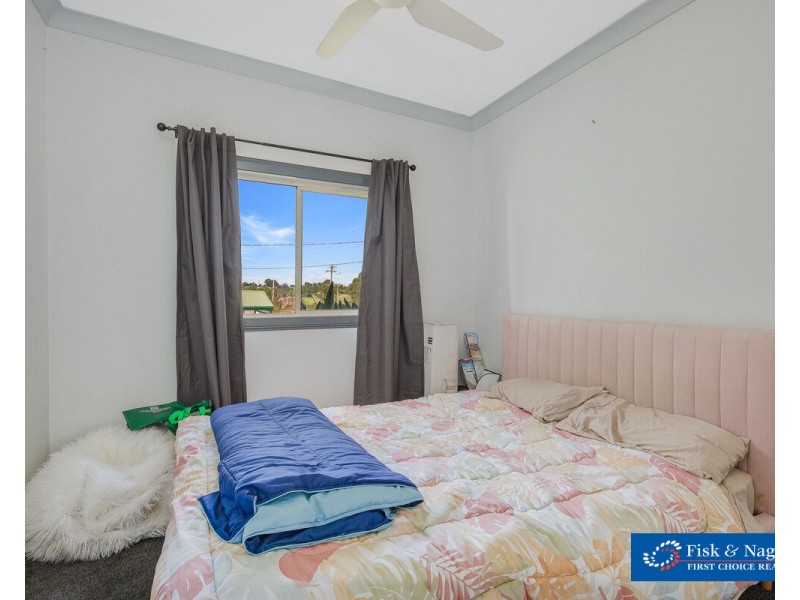 4 Minyama Parade, Bega NSW 2550