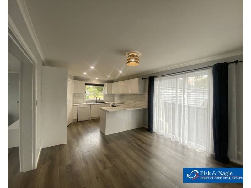 83 Valley Street, Bega NSW 2550