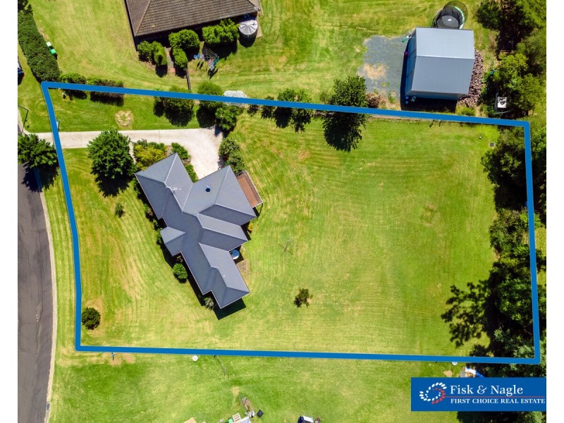 5 Denison Close, Bega NSW 2550