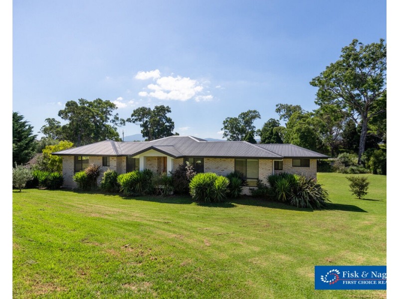 5 Denison Close, Bega NSW 2550