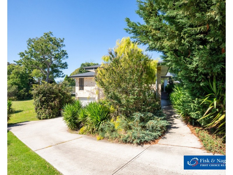 5 Denison Close, Bega NSW 2550