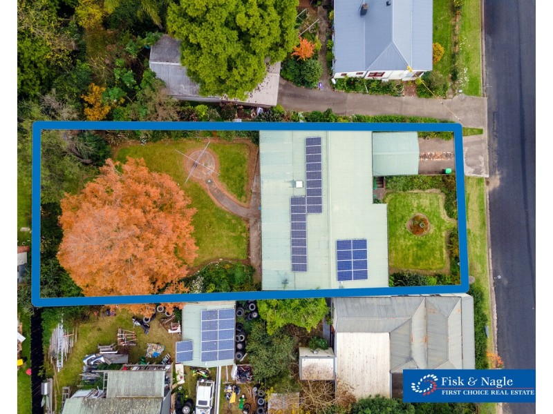 6 Minyama Parade, Bega NSW 2550