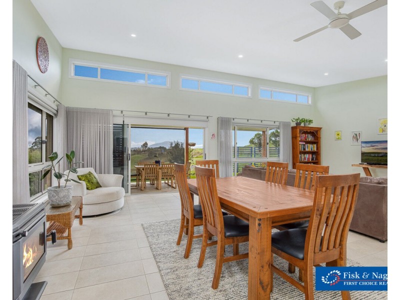 27 Curyo Lane, Bega NSW 2550
