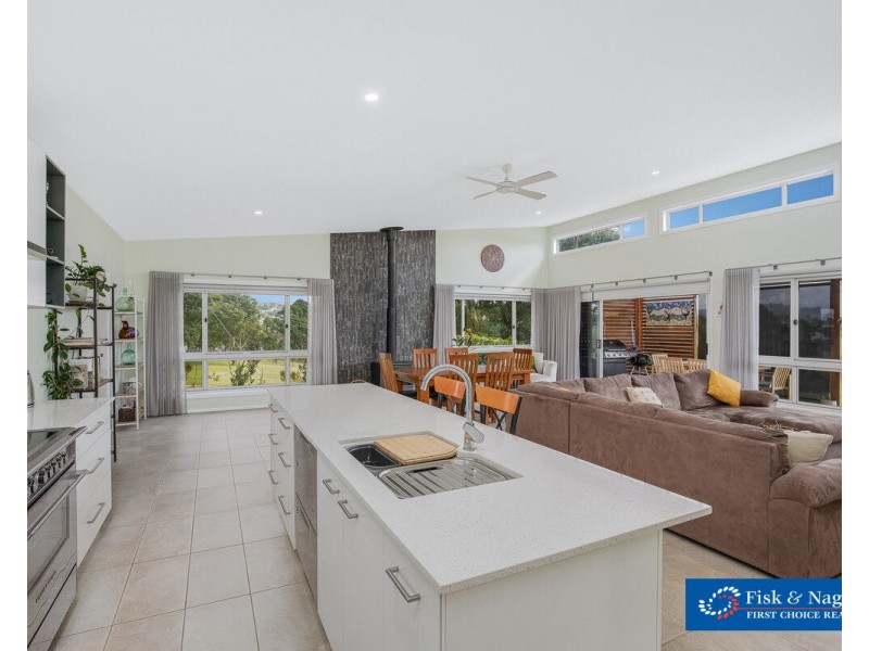 27 Curyo Lane, Bega NSW 2550