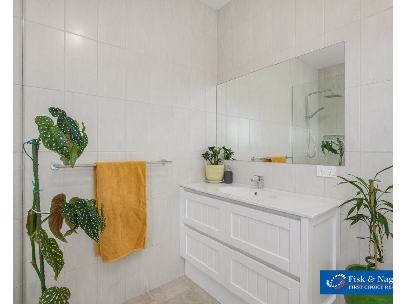 27 Curyo Lane, Bega NSW 2550