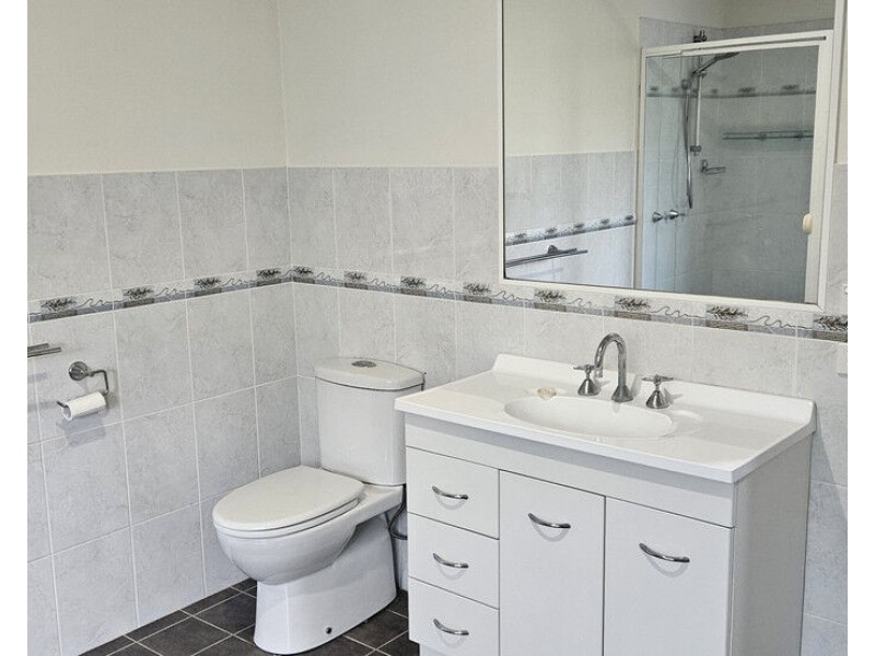 4 Max Slater Drive, Bega NSW 2550