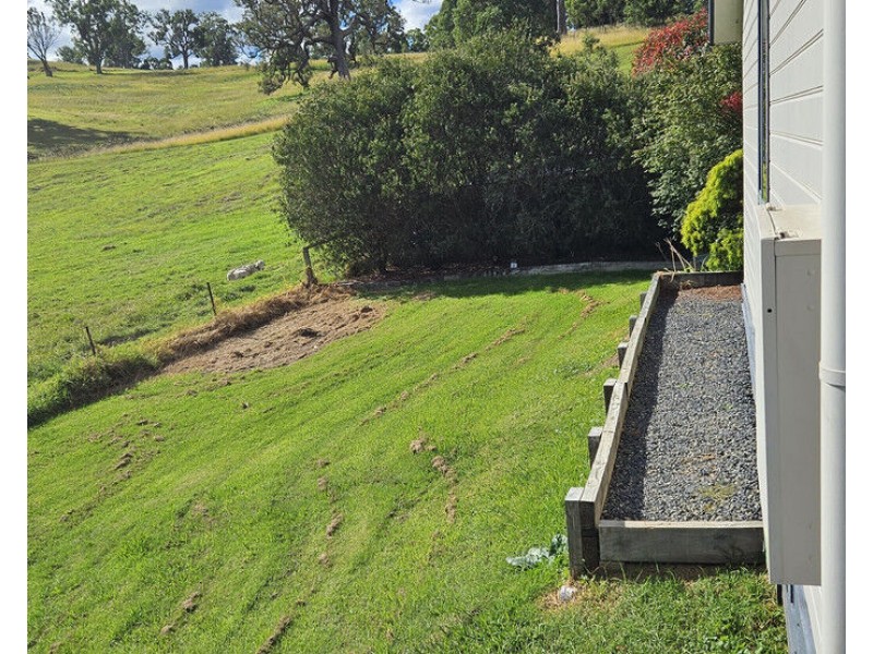 4 Max Slater Drive, Bega NSW 2550
