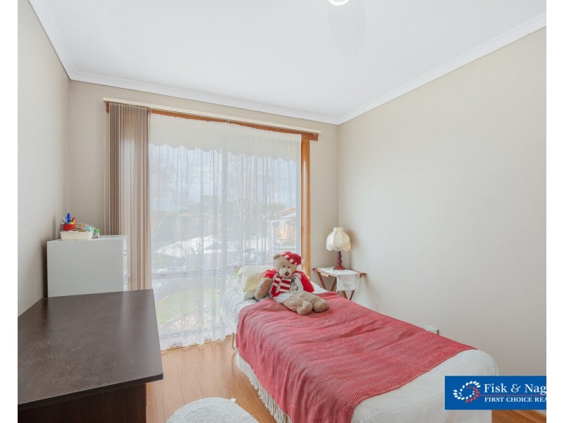 13 Hart Crescent, Bega NSW 2550