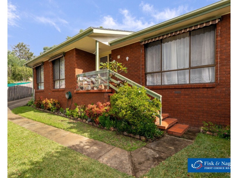 13 Hart Crescent, Bega NSW 2550