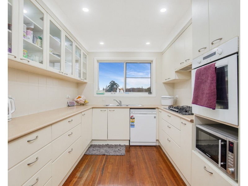 27 Kirkland Crescent, Bega NSW 2550
