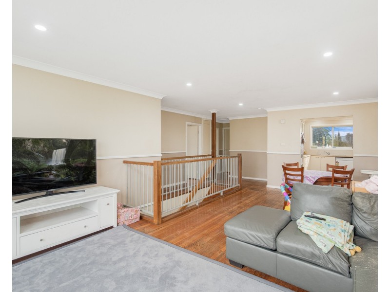 27 Kirkland Crescent, Bega NSW 2550