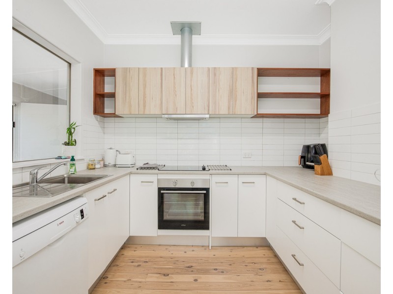14 Park Lane, Bega NSW 2550