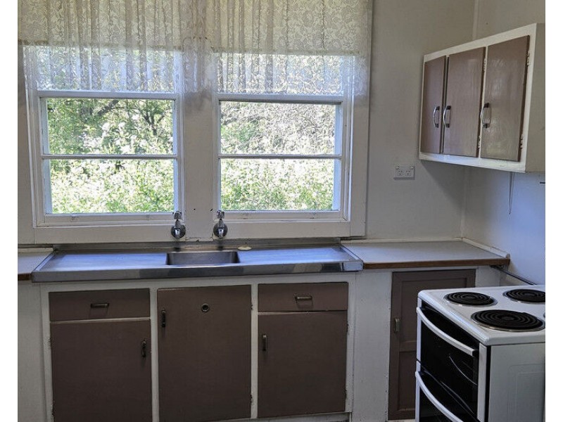 50 Upper Street, Bega NSW 2550