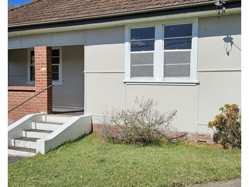 50 Upper Street, Bega NSW 2550