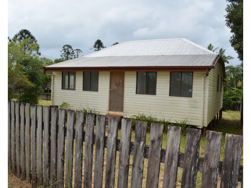 R304 10 OAK Street, Millaa Millaa QLD 4886
