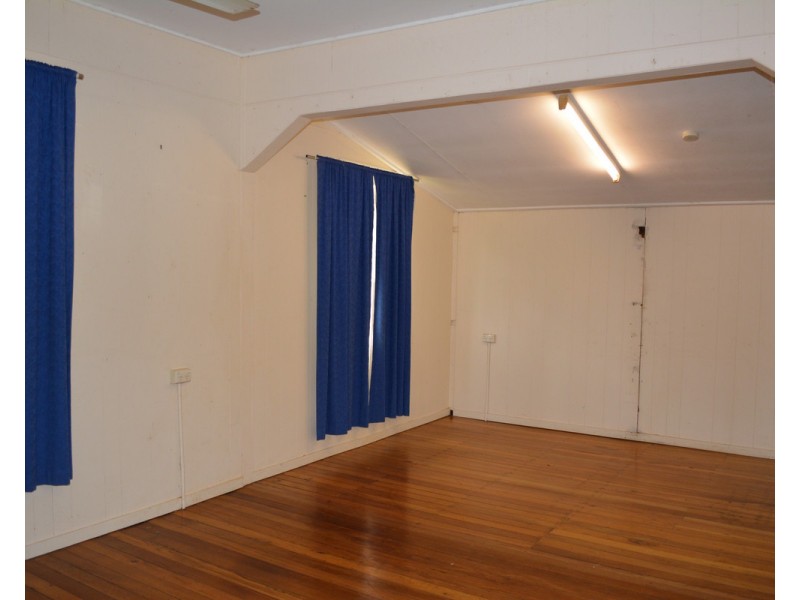 R304 10 OAK Street, Millaa Millaa QLD 4886