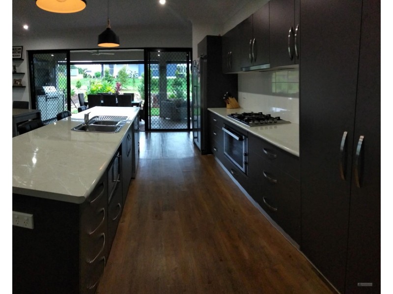 Peeramon QLD 4885