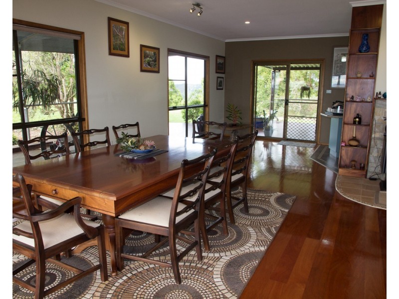 Barrine QLD 4872