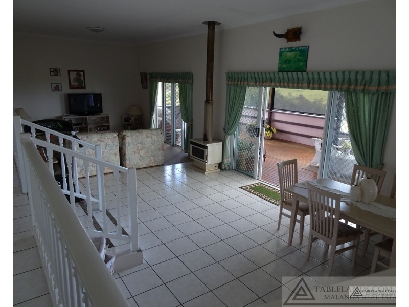 Lake Barrine QLD 4884