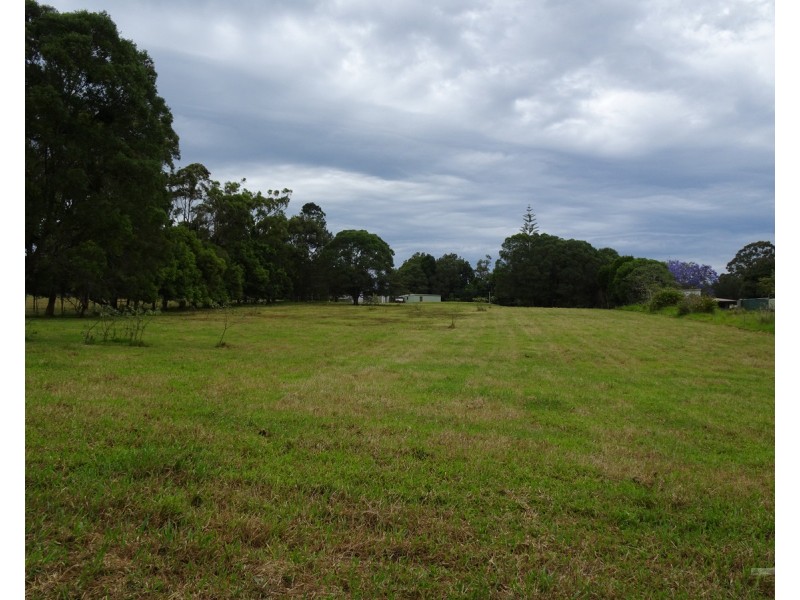 Lake Eacham QLD 4884