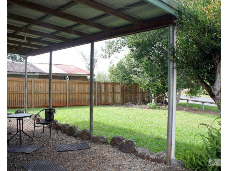 R1259   1 & 2/4 Kevin Street, Malanda QLD 4885
