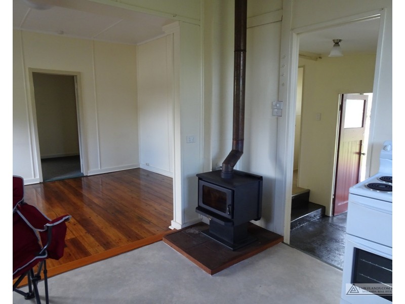 R1259   1 & 2/4 Kevin Street, Malanda QLD 4885