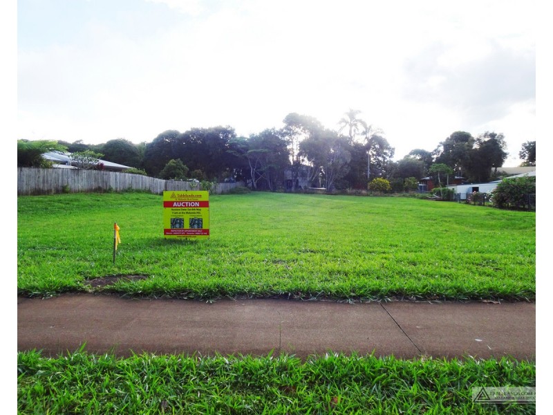 L1777  13 & 15 Charles Street, Malanda QLD 4885