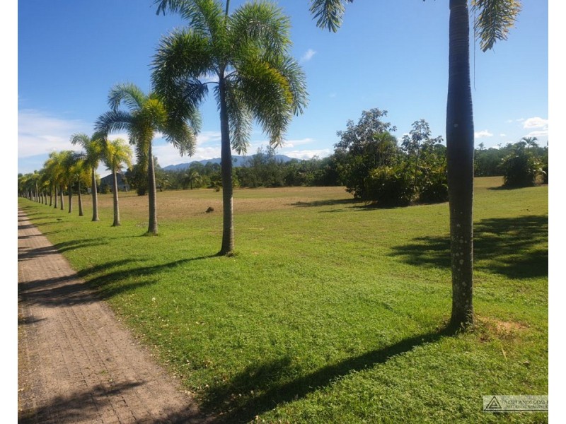 Kurrimine Beach QLD 4871