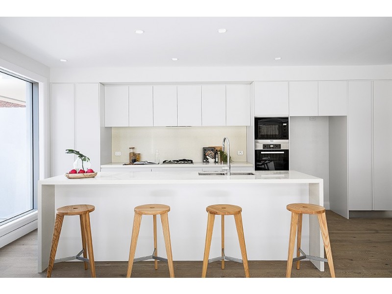 6 Foamcrest Avenue, Newport NSW 2106