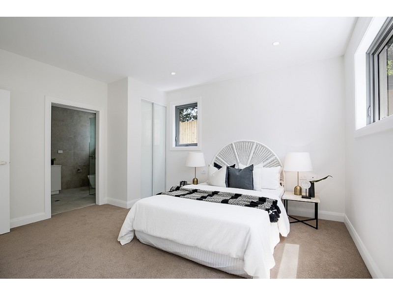 6 Foamcrest Avenue, Newport NSW 2106