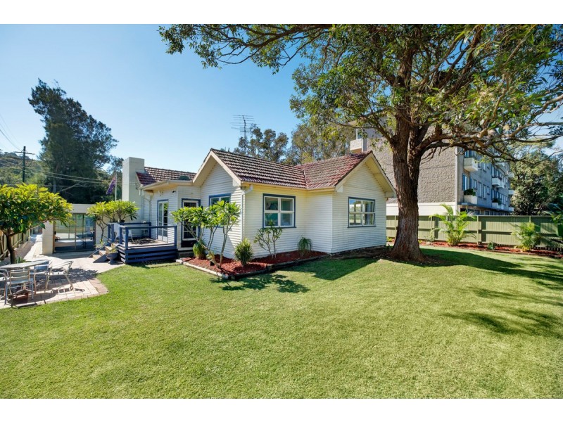 14 Gladstone Street, Newport NSW 2106