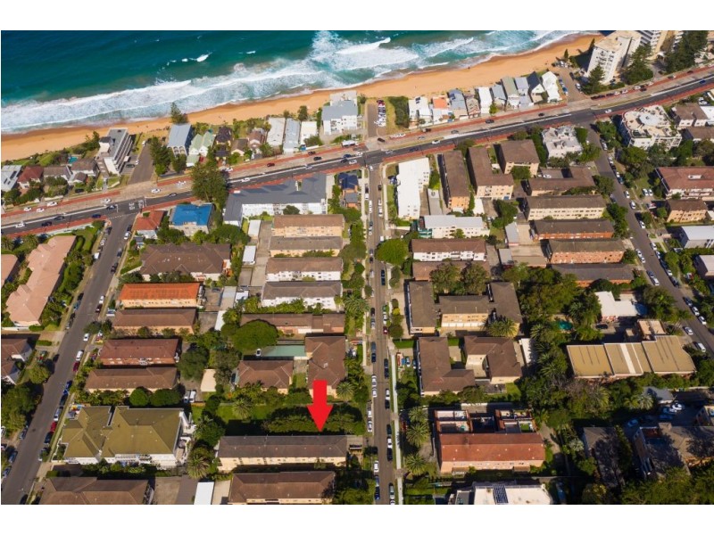 2/15 Stuart Street, Collaroy NSW 2097