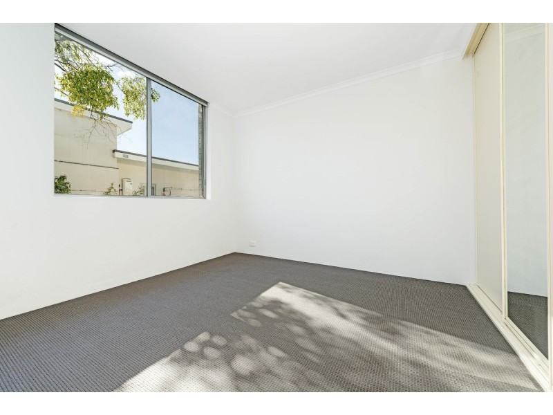 8/31 Seaview Avenue, Newport NSW 2106