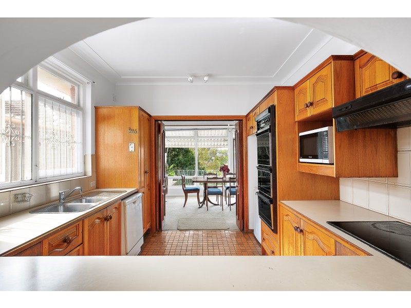 10 Goodwin Road, Newport NSW 2106