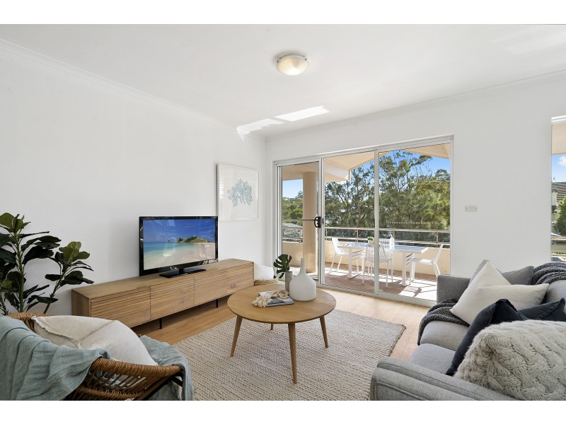 4/2 Hunter Street, Warriewood NSW 2102
