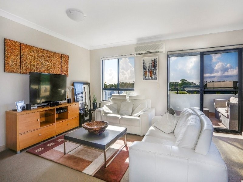 14/3-11 Hawkesbury Avenue, Dee Why NSW 2099