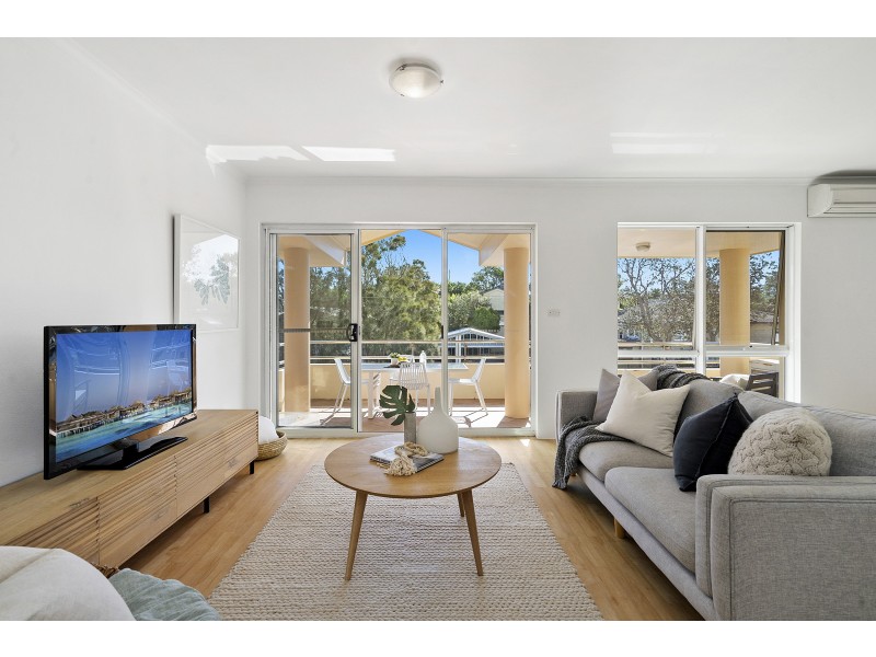 4/2 Hunter Street, Warriewood NSW 2102